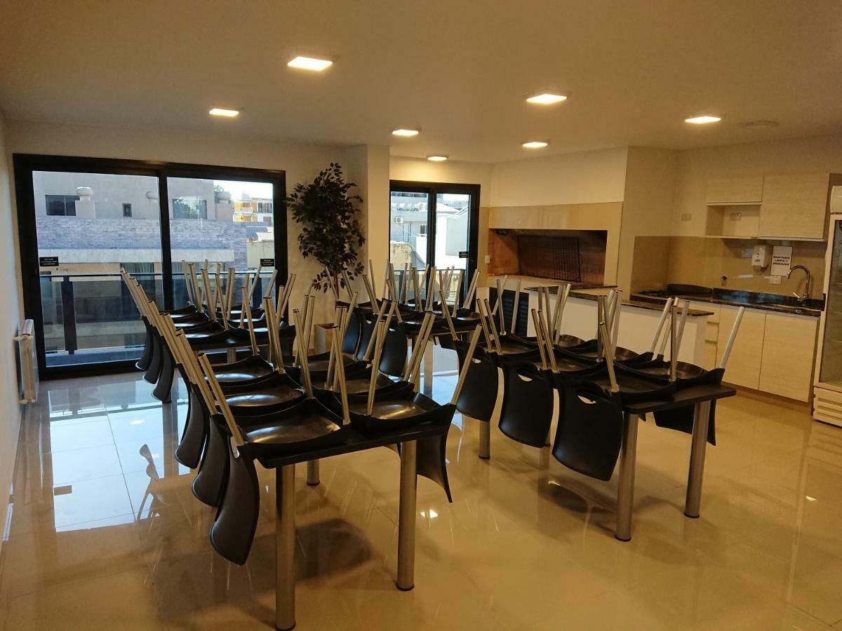 Departamento De Excelente Categoria Lägenhet Villa Carlos Paz Exteriör bild